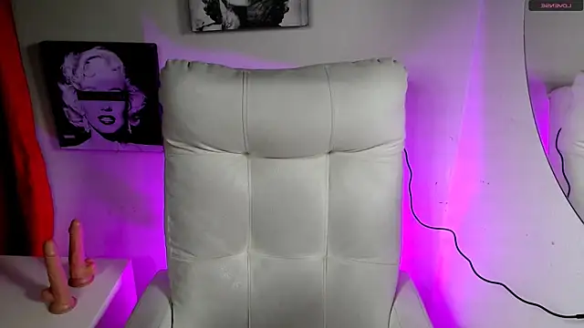 SamanthaRoldaan live sex cam