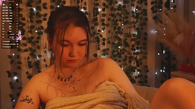 cheeky_cherry_'s cam snapshot