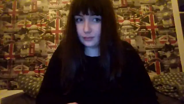 Lynylou's cam snapshot