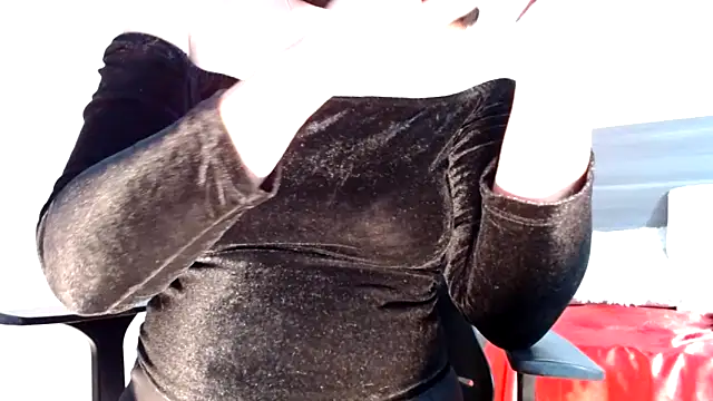 Mila_cams1_'s cam snapshot