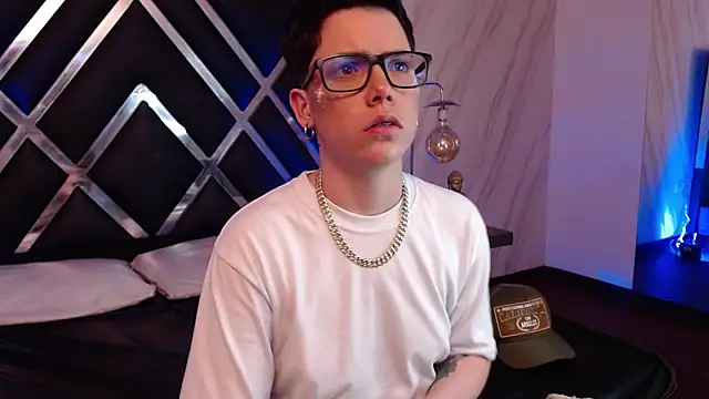 SpencerMontgomery's cam snapshot