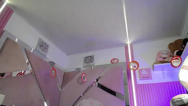 Charlotte_ebony_'s cam snapshot