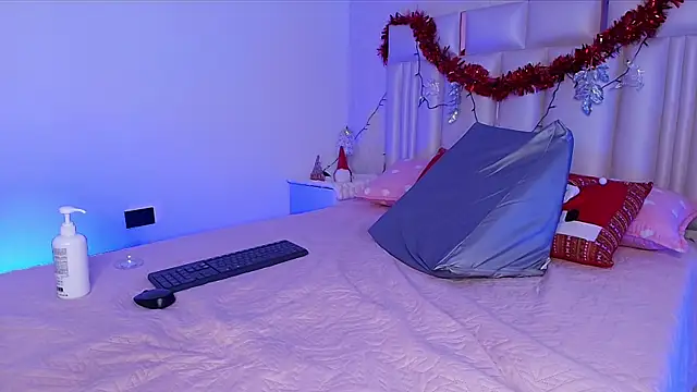 alanarose18's cam snapshot