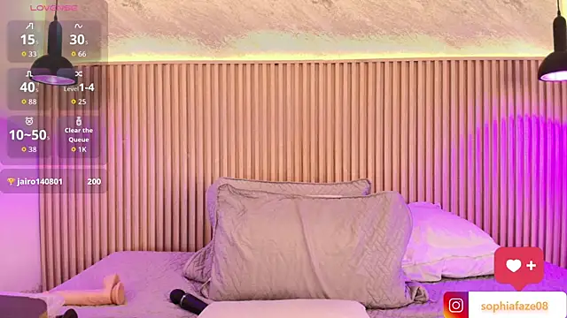 big_tits_in_your_face's cam snapshot