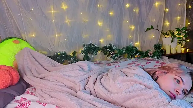 PolIyBowman's cam snapshot