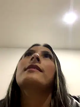 Cami_Leon2's cam snapshot