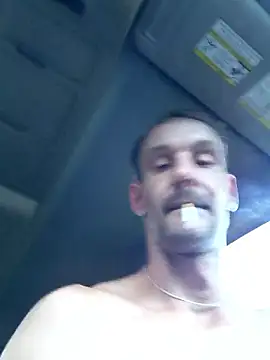 Hungwell1515 live sex cam