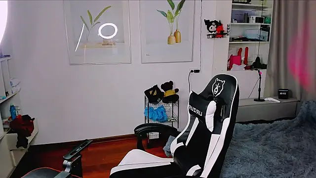 yoi_mika's cam snapshot