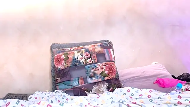 Ariavegaa's cam snapshot