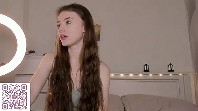 AmyForYouu's cam snapshot