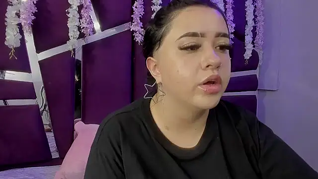 Victoria_Rossy's cam snapshot