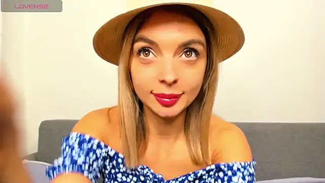 _ellen_meow_'s cam snapshot