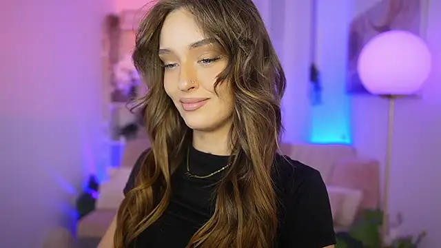 Clara_Nia's cam snapshot