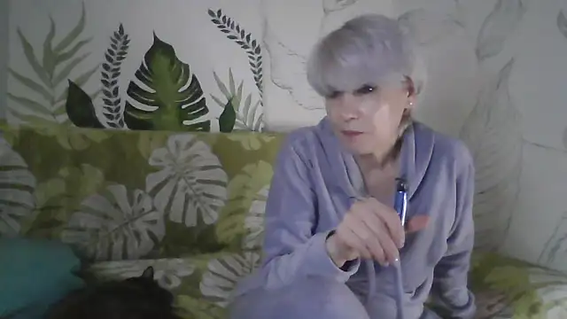 Catty_Lady's cam snapshot