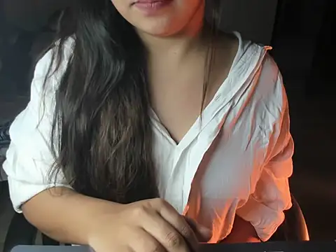 Divya68's cam snapshot