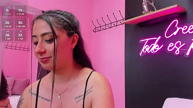 JuliethCruz_'s cam snapshot