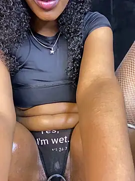 Thick_Lucia's cam snapshot