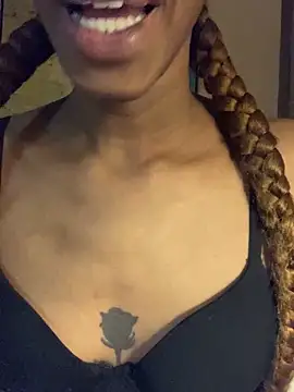 Jasmine_FullsShine's cam snapshot