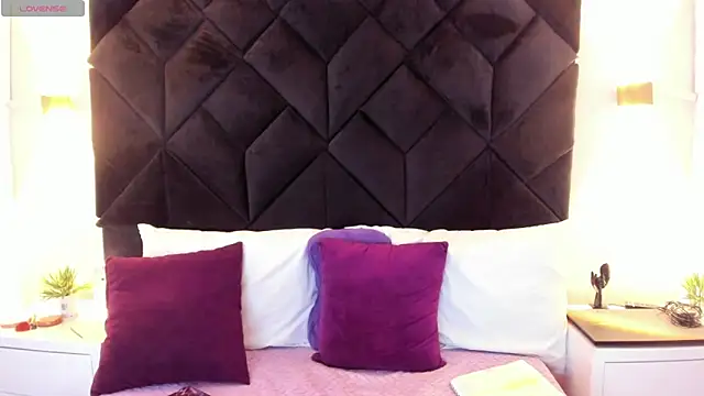 letiziia_sky1's cam snapshot