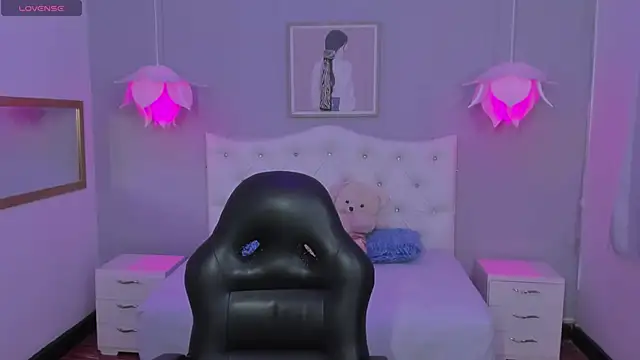 Lisa7_7's cam snapshot