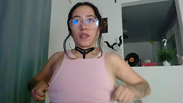 Maam_Ine's cam snapshot