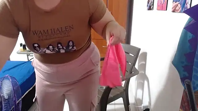 saenz_eymi's cam snapshot