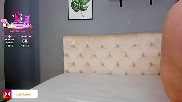 Soe_Lara's cam snapshot