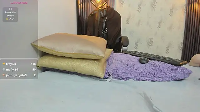 brigittemiller's cam snapshot