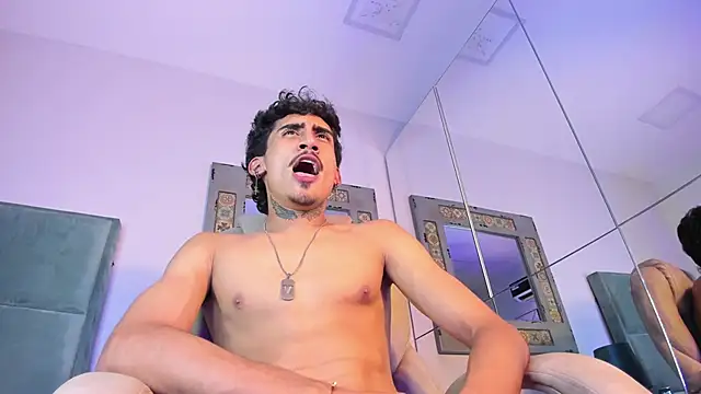 Mr_Strike's cam snapshot