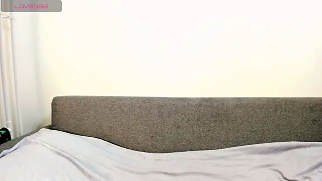 _ellen_meow_'s cam snapshot