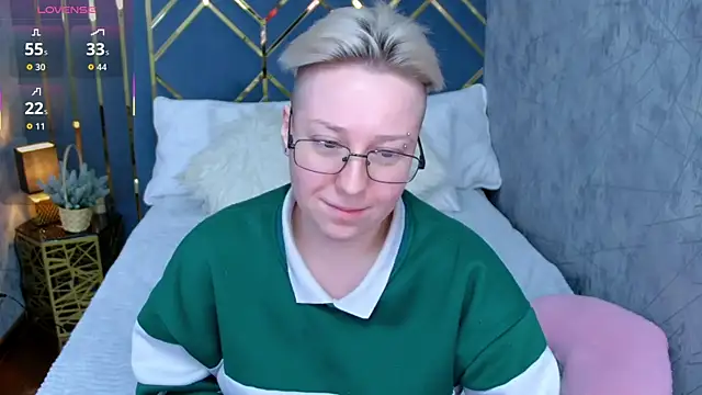 AlexandraGreen's cam snapshot