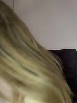 eleecttraa_12's cam snapshot