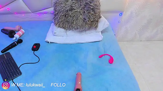 lulukawai16's cam snapshot