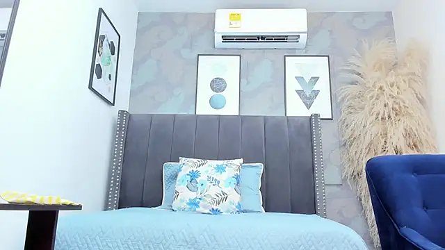 Milf_loven_'s cam snapshot