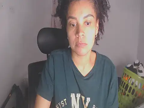 shayna_cute's cam snapshot