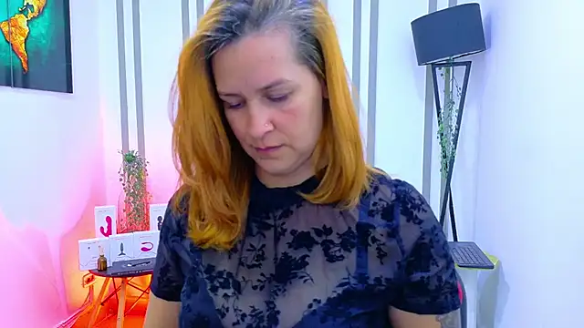 Britney_taylor_'s cam snapshot