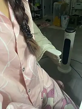 Mina048's cam snapshot