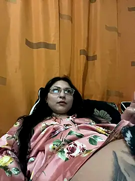 bia900bianca's cam snapshot