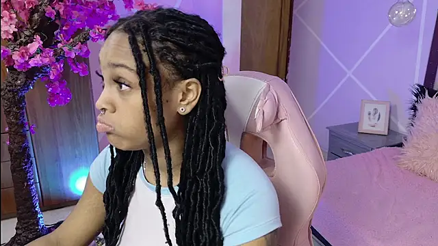 Elith_noa's cam snapshot