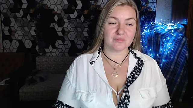 NikaSkylink's cam snapshot