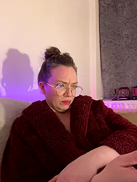 FemDom_RubyKnightXXO's cam snapshot