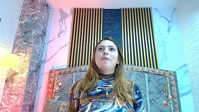 AngieLuxx_'s cam snapshot