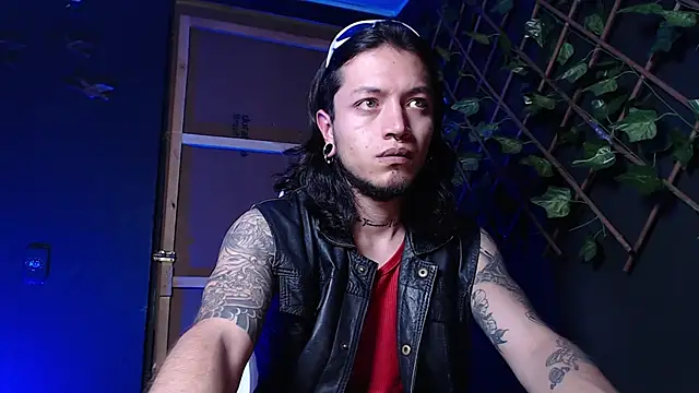 Dicaprioo_'s cam snapshot