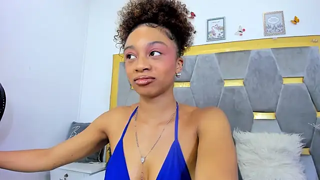 AliyahBrowns's cam snapshot