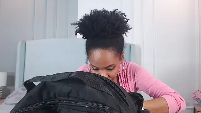 ChantalGarner's cam snapshot