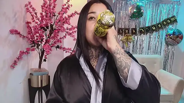 Black_roseee's cam snapshot