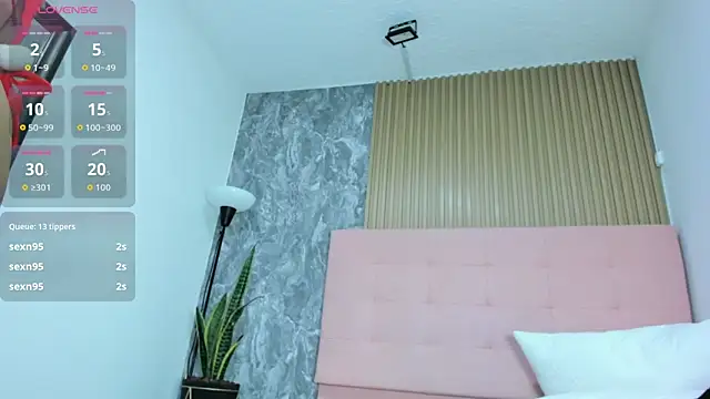 victoria__milf_'s cam snapshot