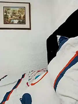 ElizabethWeil's cam snapshot