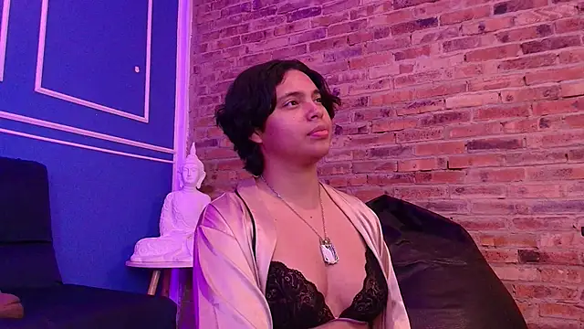 Emmapark_'s cam snapshot