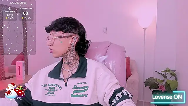 Luci_Rose's cam snapshot